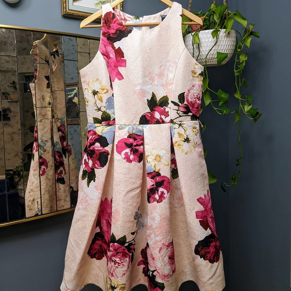 Gabby Skye Pink Floral Dress with Pockets